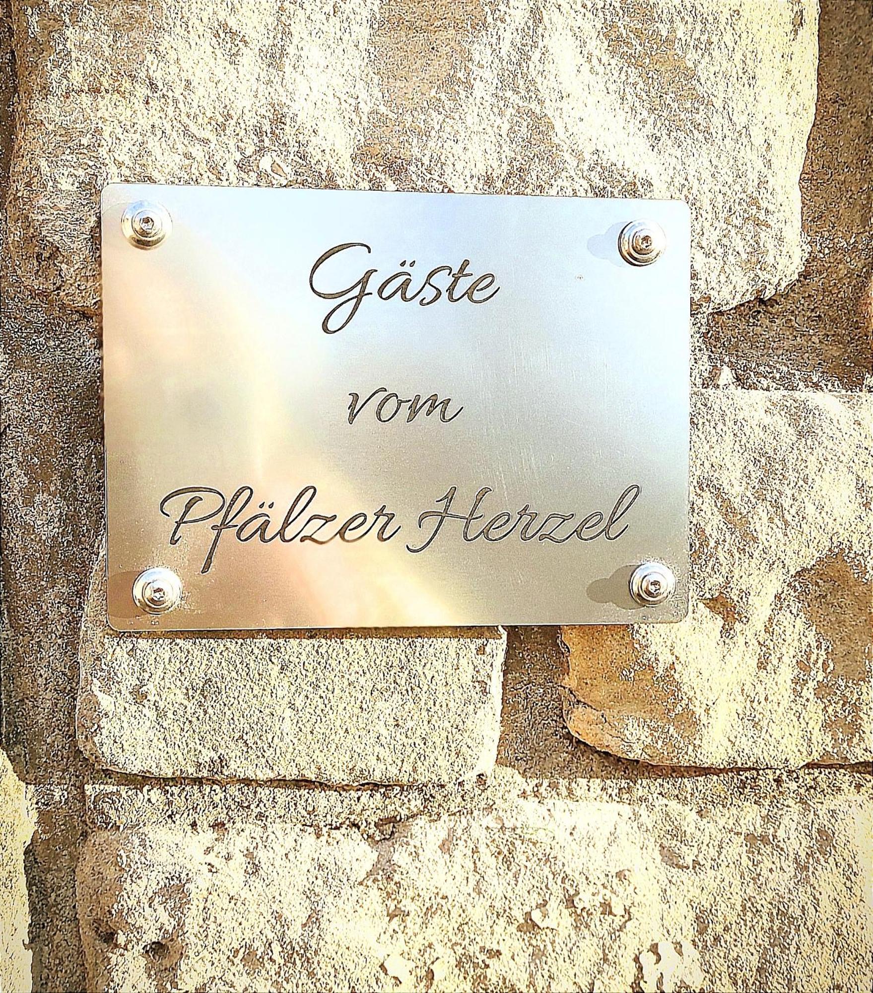 Pfaelzer Herzel Neustadt an der Weinstrasse Bagian luar foto
